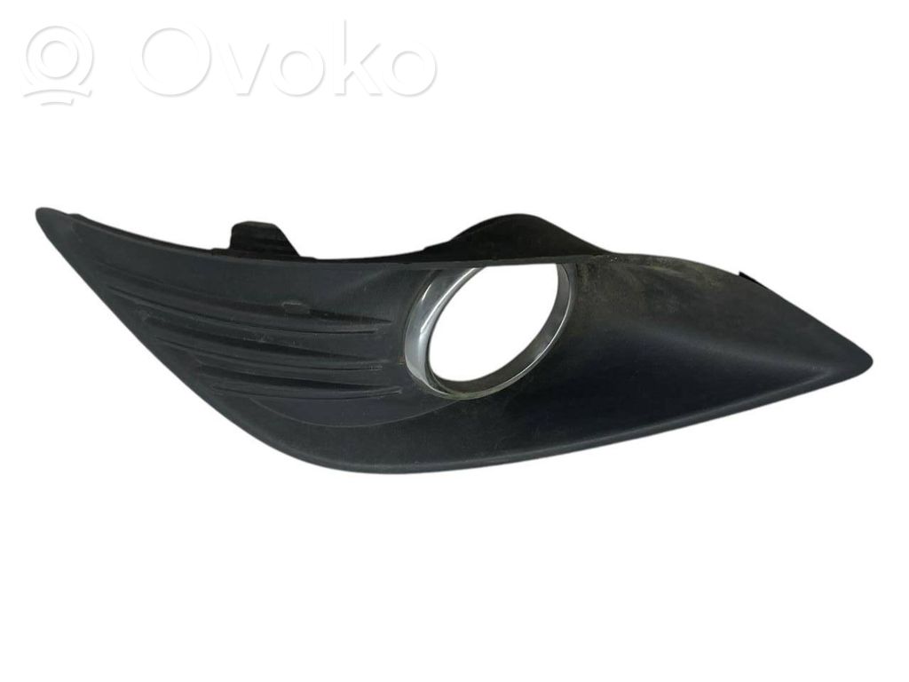 Front fog light trim/grill   8M5119953