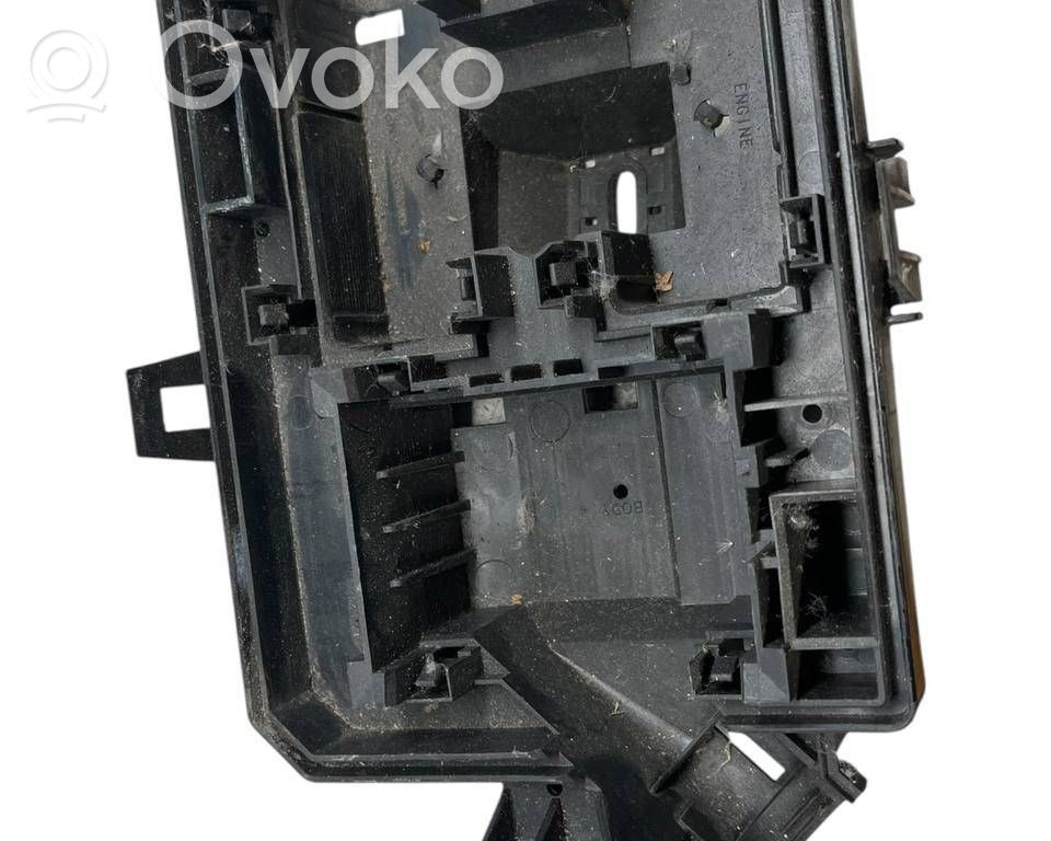 Opel Mokka X Fuse box set 