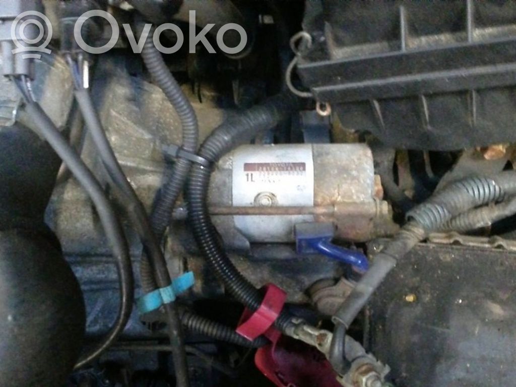 Toyota Avensis T220 Rozrusznik 
