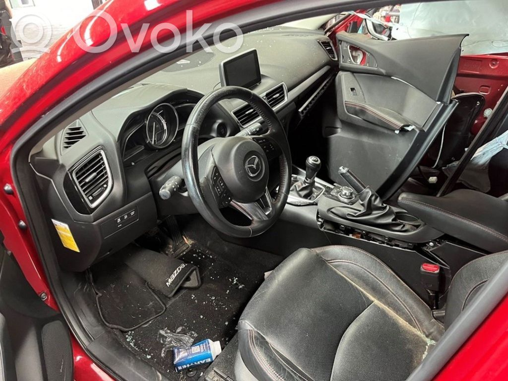 Radio / CD-Player / DVD-Player / Navigation