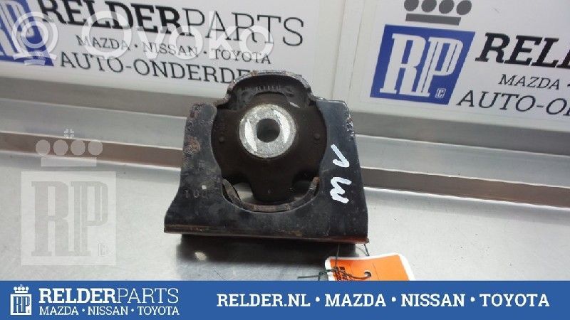 Engine mount bracket