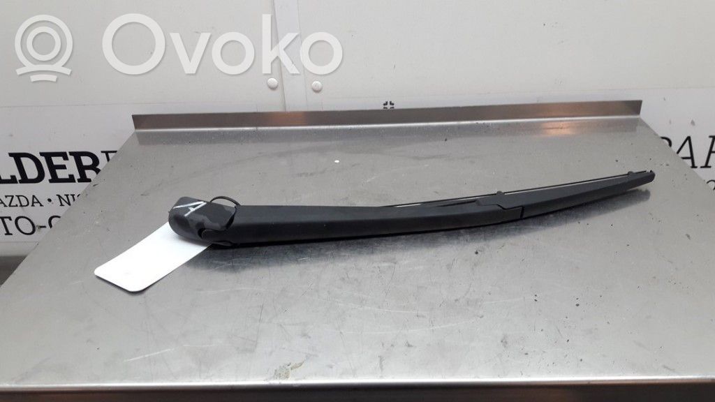Brazo del limpiaparabrisas trasero