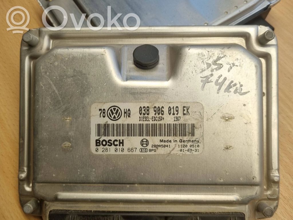 Volkswagen PASSAT B5.5 Engine control unit/module 