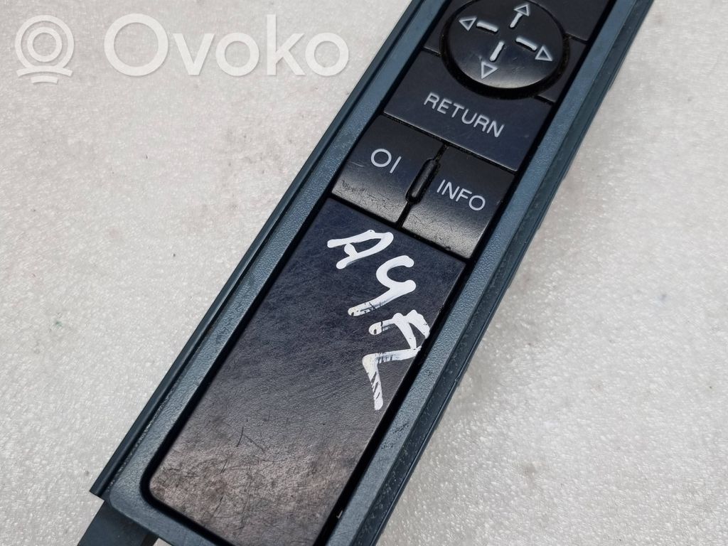 Audi A4 S4 B5 8D Console centrale, commande de multimédia l'unité principale 