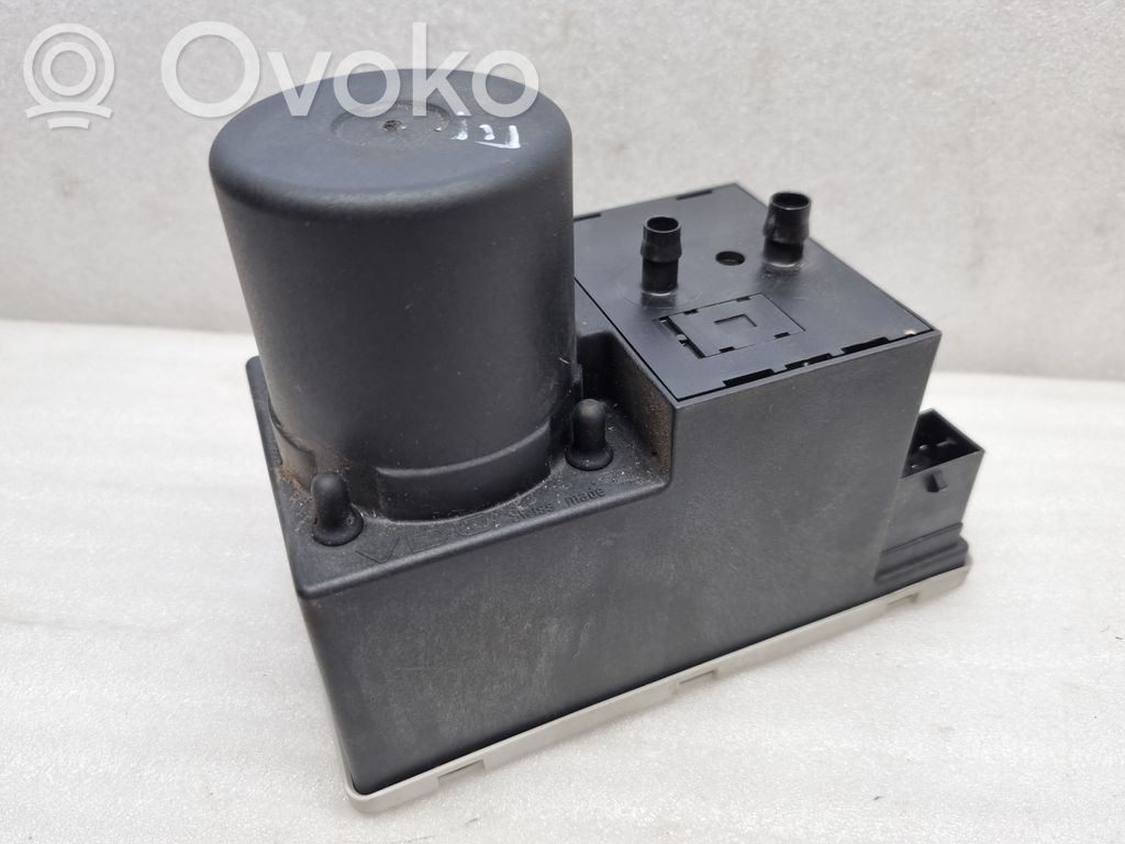 Audi A4 S4 B5 8D Moteur verrouillage centralisé 