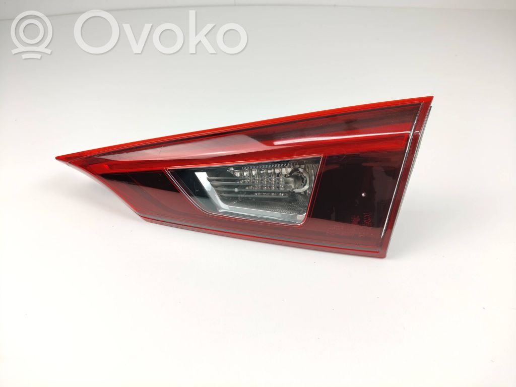 Mazda 3 III Takavalot 