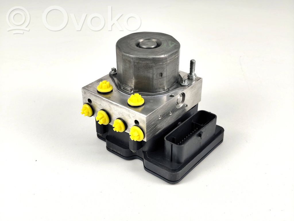 Opel Corsa E ABS bloks 