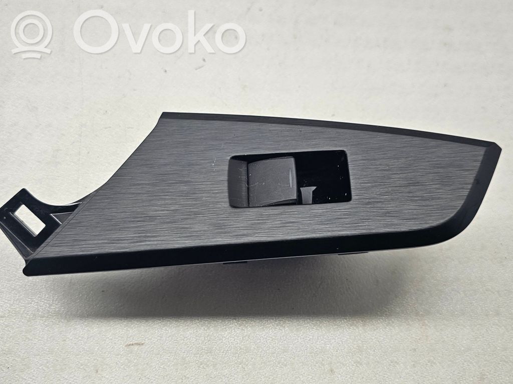 Lexus UX Electric window control switch 
