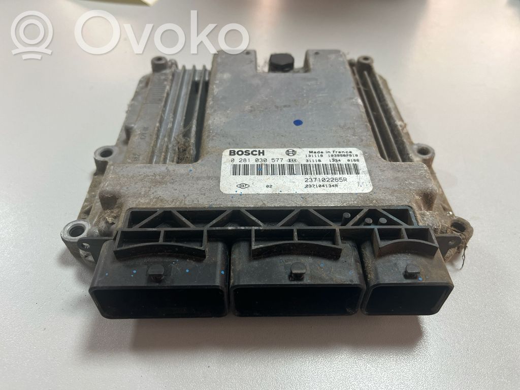 Renault Master III Engine control unit/module 