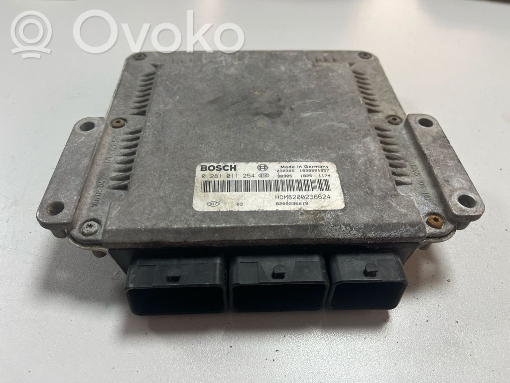Renault Master II Engine control unit/module 