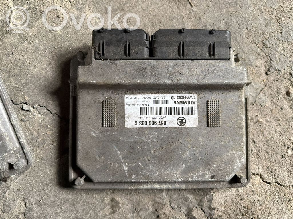 Engine control unit/module   047906033C,5WP4420310