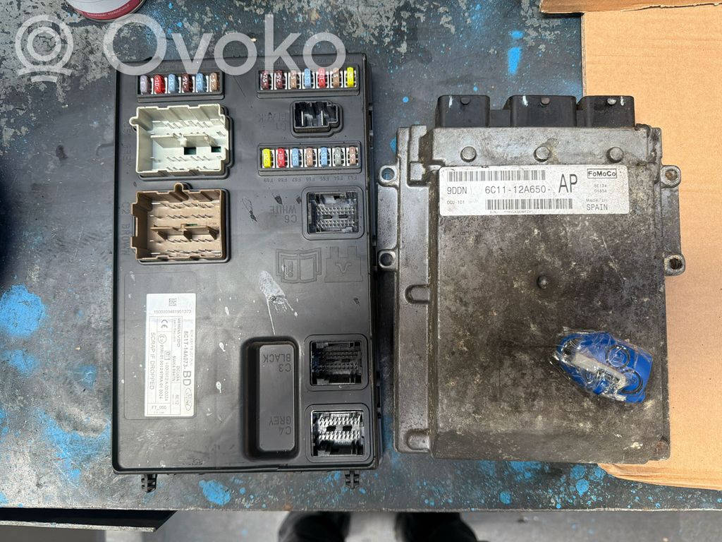 Engine ECU kit and lock set   6C1112A650