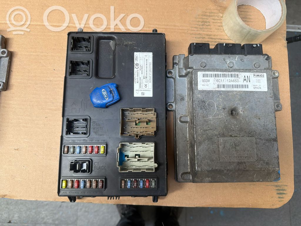 Engine ECU kit and lock set   6C1112A650
