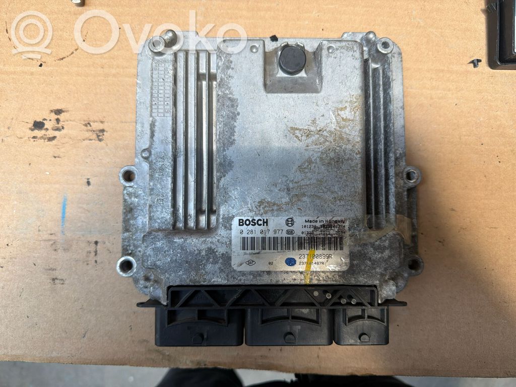 Renault Master III Engine control unit/module 