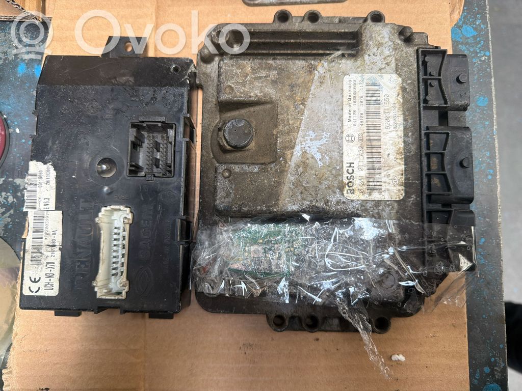 Renault Trafic II (X83) Unitate/modul de control motor 