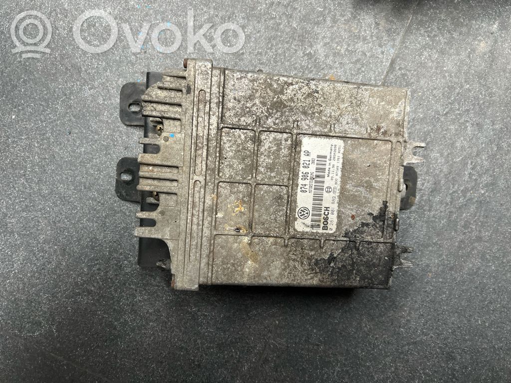 Volkswagen II LT Engine control unit/module 