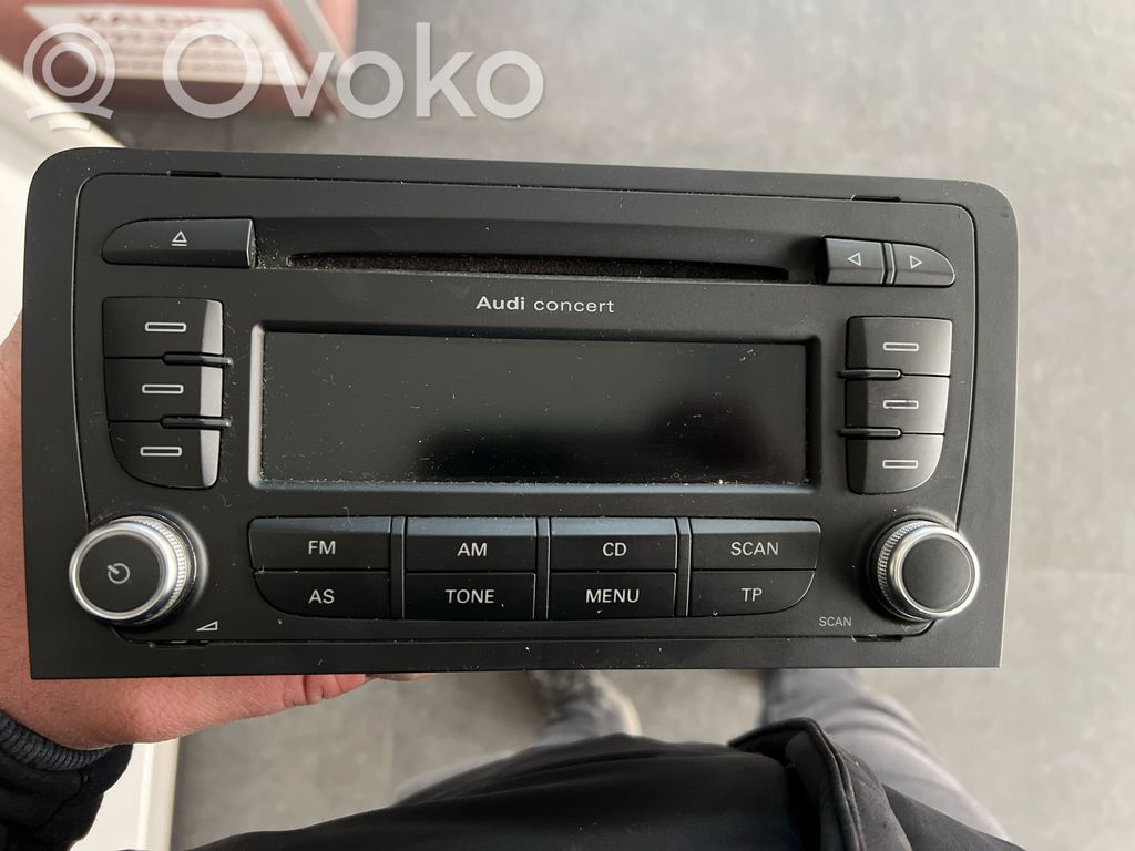Audi A3 S3 8P Panel / Radioodtwarzacz CD/DVD/GPS 