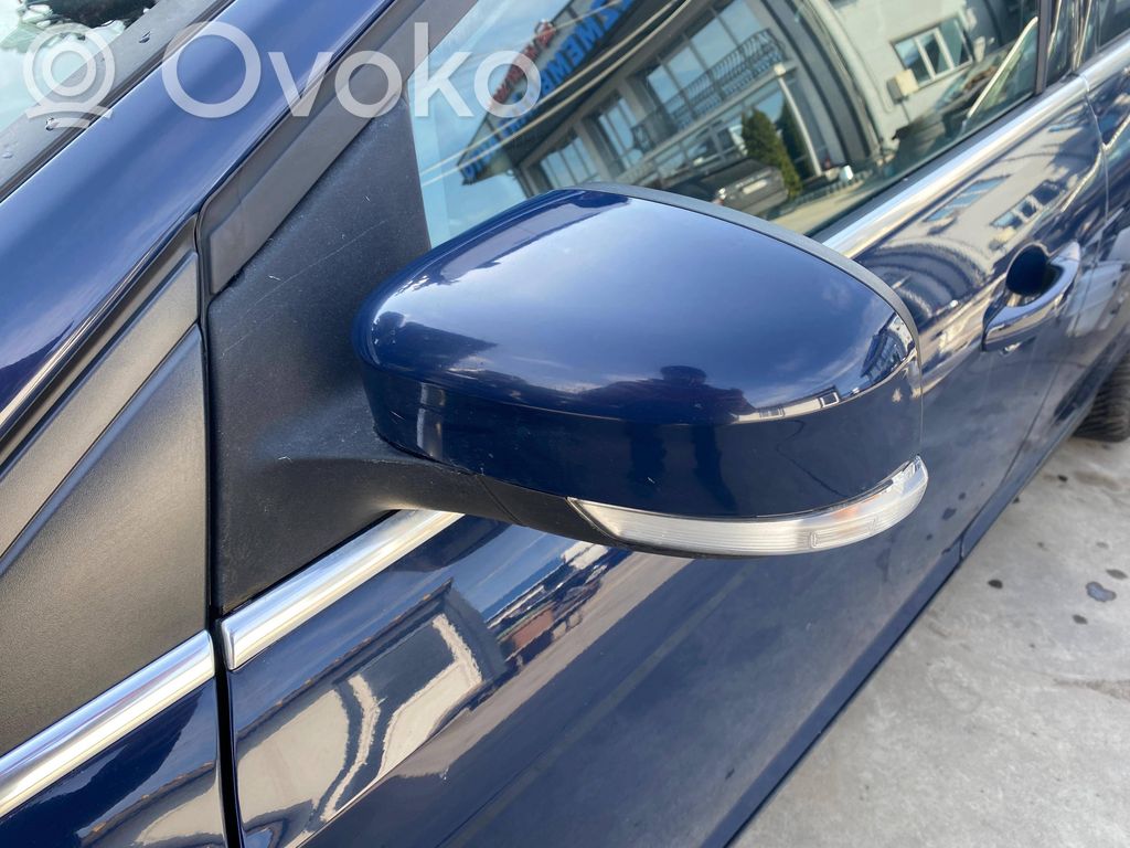Front door electric wing mirror
