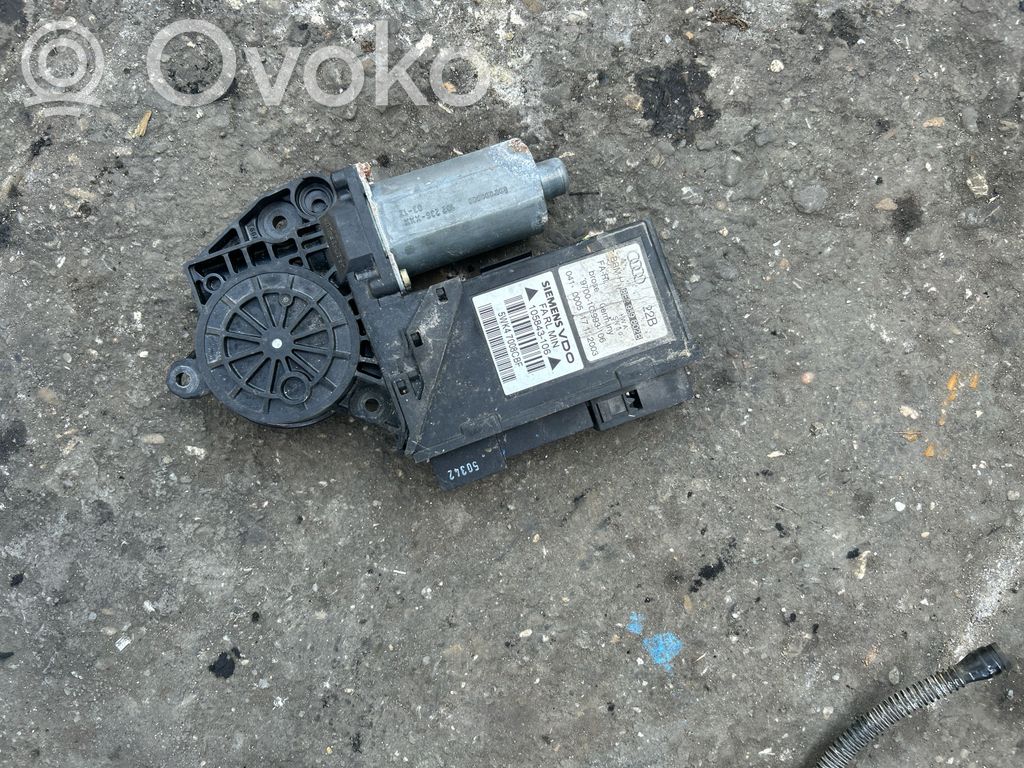 Audi A4 S4 B6 8E 8H Silnik regulatora szyby drzwi przednich 