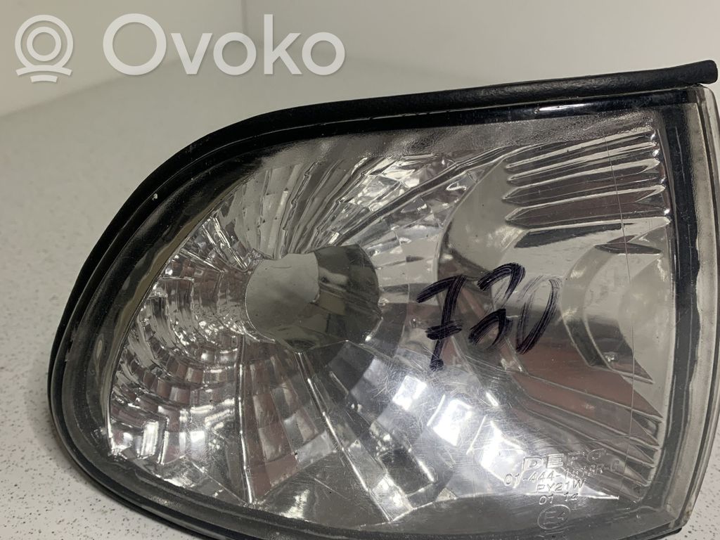 BMW 7 E38 Front indicator light 
