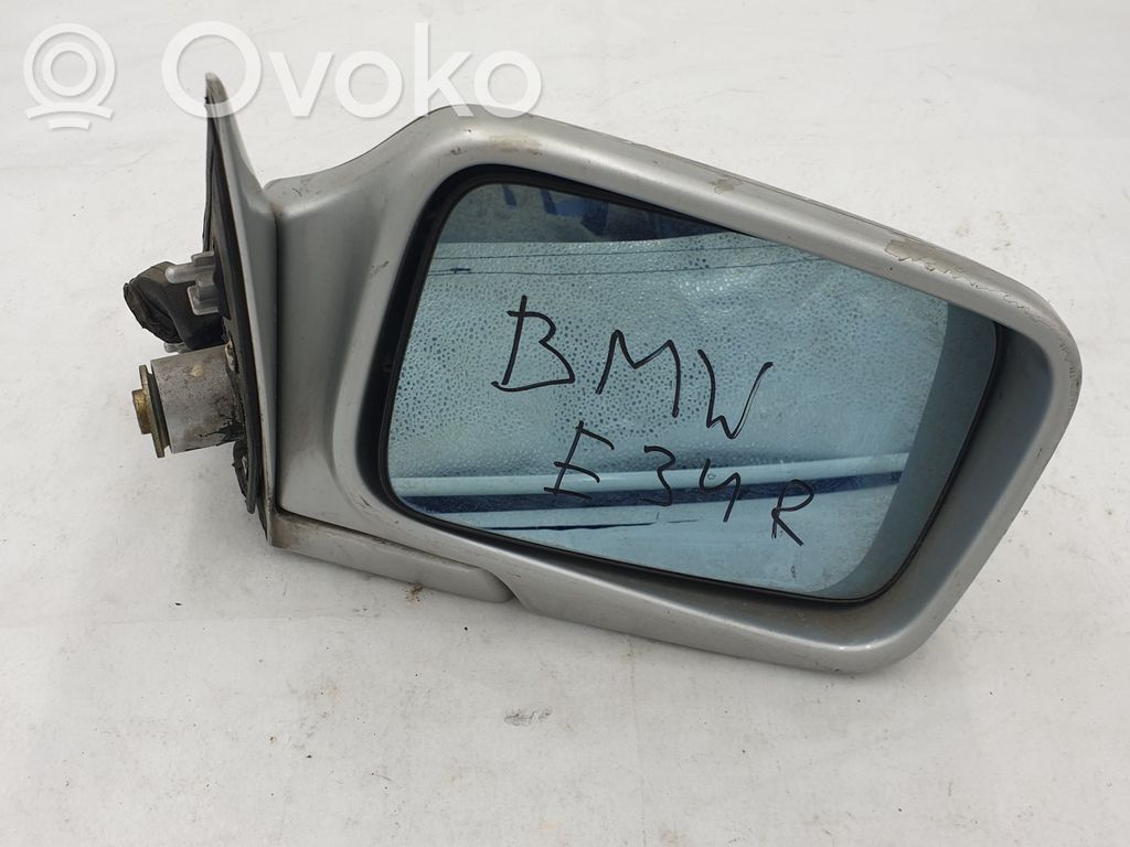 Front door electric wing mirror