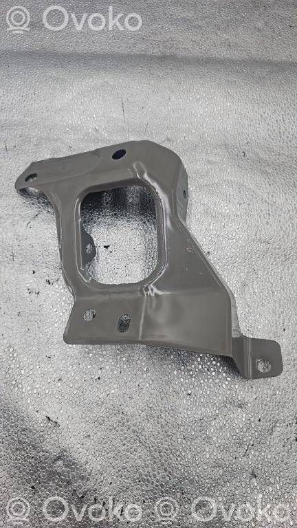 Tesla Model 3 Fender mounting bracket 