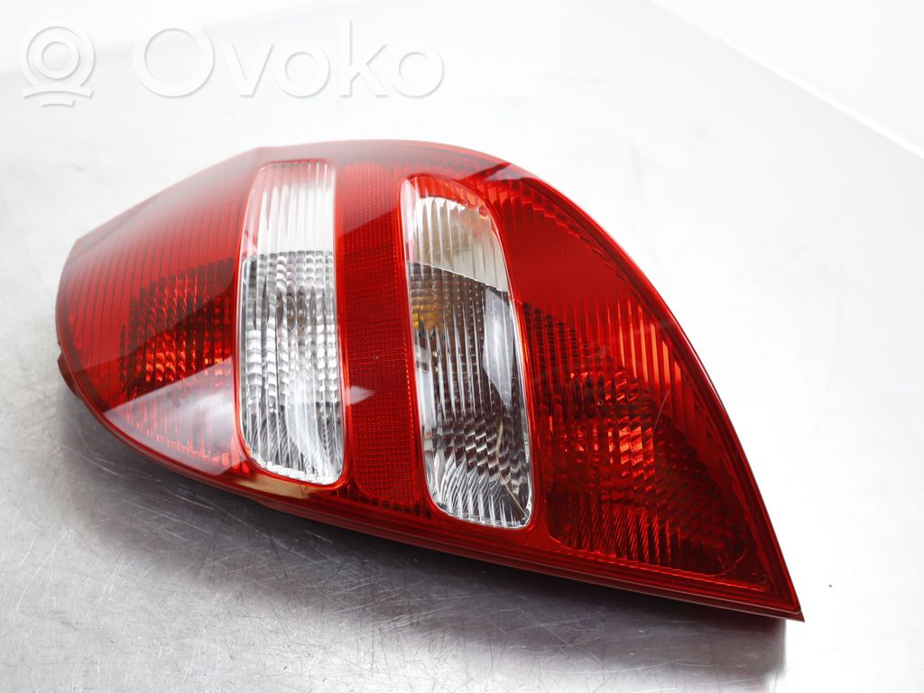 Lampa tylna   A1698200464