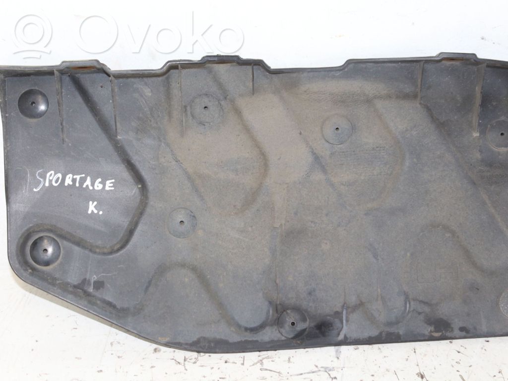KIA Sportage Engine splash shield/under tray 