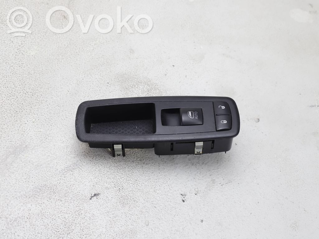 Dodge RAM 1500 DS Electric window control switch 