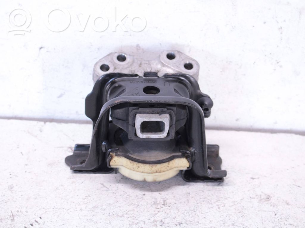 Peugeot 208 I Engine mount bracket 