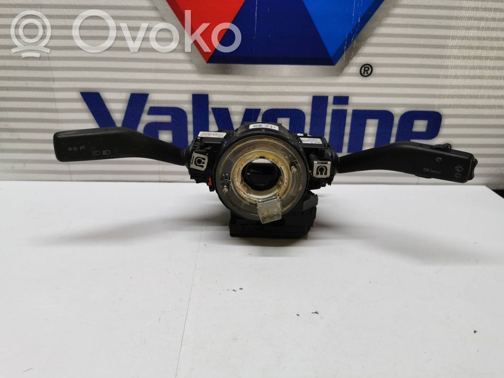 Volkswagen Golf V Interruptor/palanca de limpiador de luz de giro 