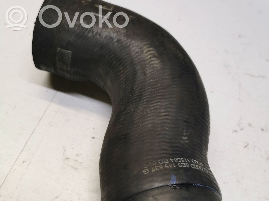Audi A4 S4 B7 8E 8H Wąż / Rura intercoolera 