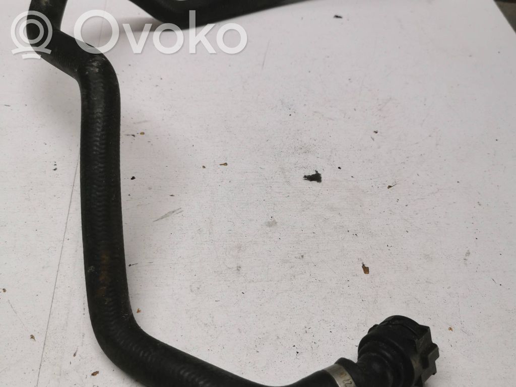 BMW 3 E90 E91 Engine coolant pipe/hose 