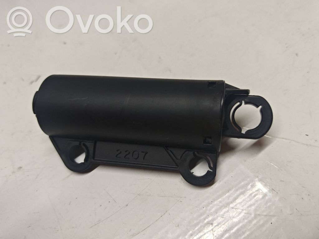 Toyota Corolla E210 E21 Daiktadėzės (Bardačioko) amortizatorius 