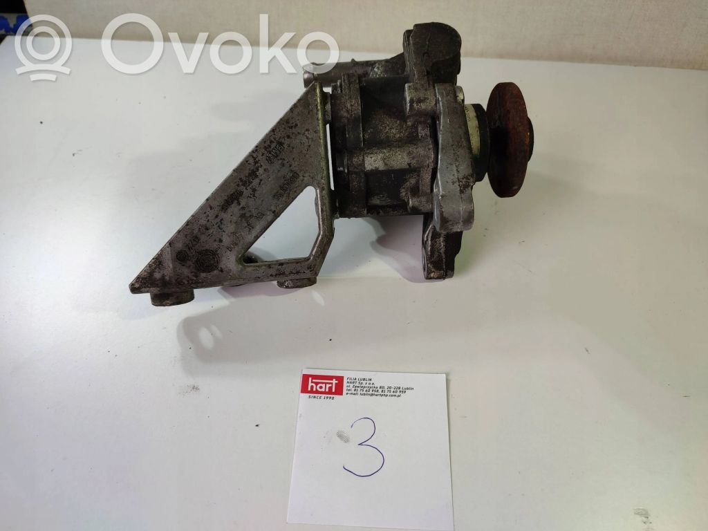 Power steering pump   6777321