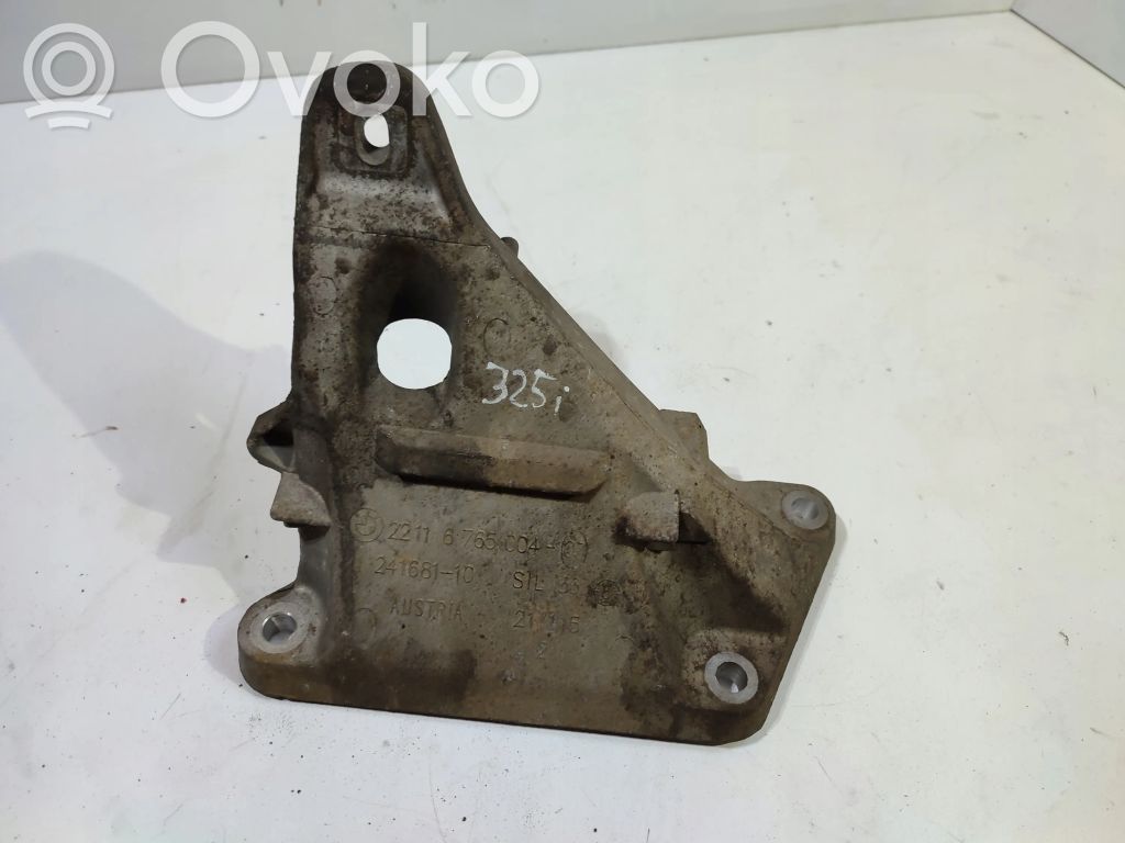 Engine mounting bracket   6765004