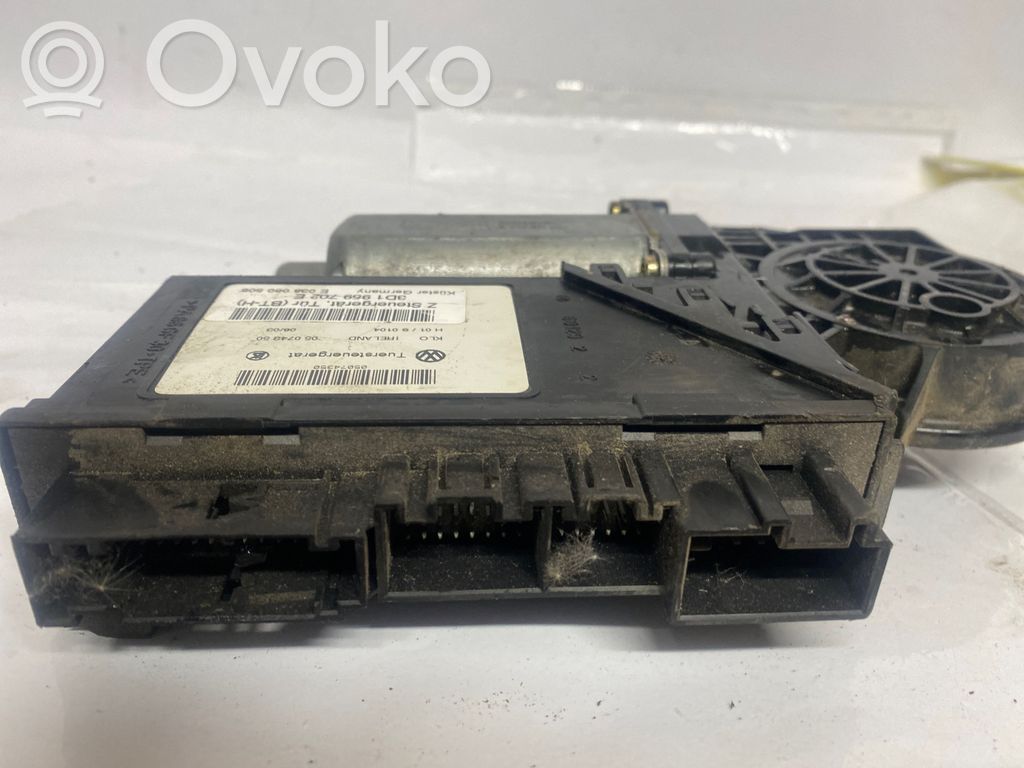 Volkswagen Phaeton Silnik regulatora szyby drzwi przednich 
