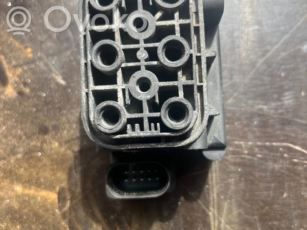 Mercedes-Benz GL X164 Verteiler / Ventilblock Luftfederung 