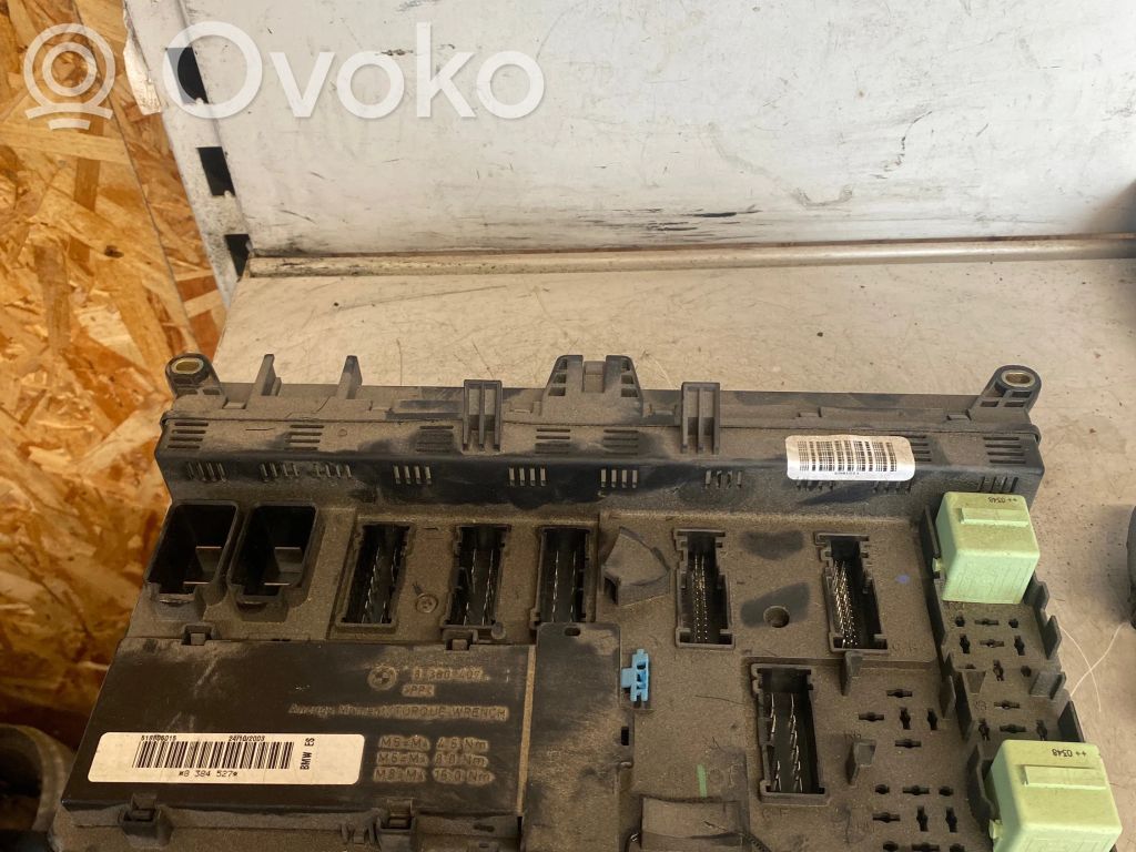 Fuse box set   8380407