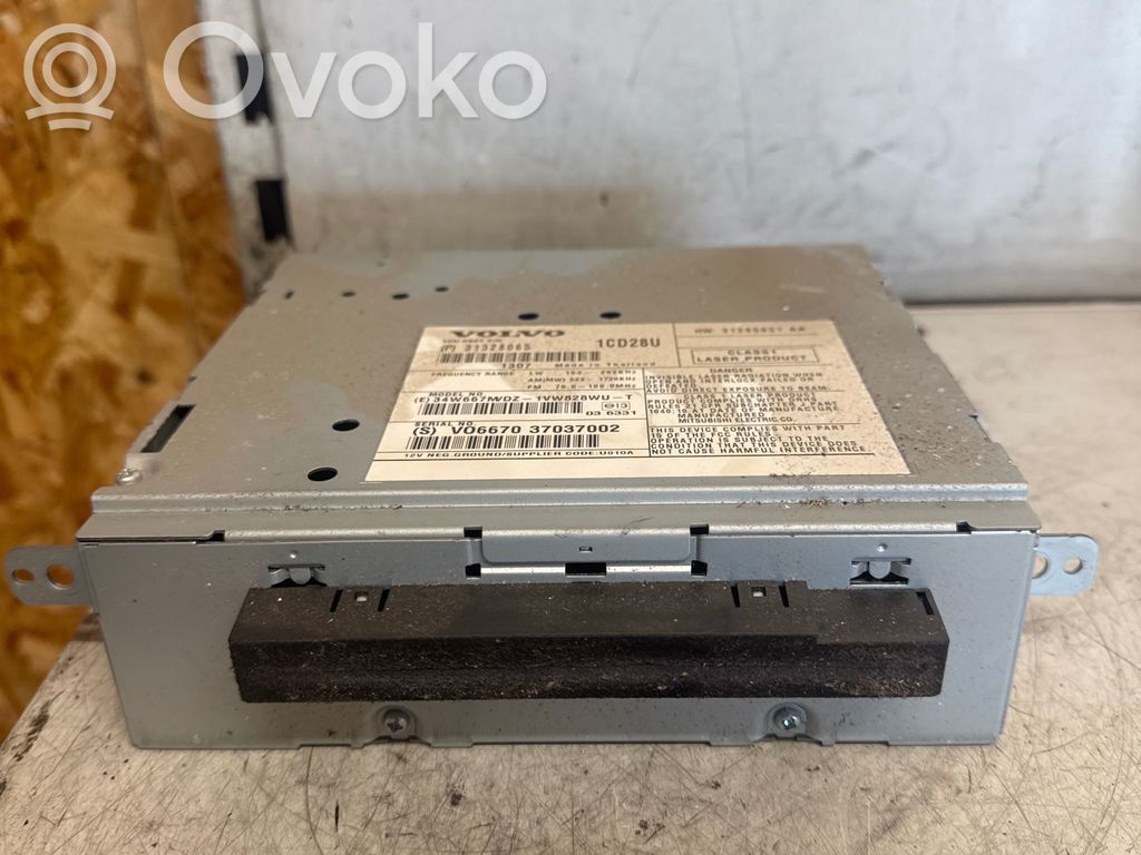 Volvo XC90 Unitate principală radio/CD/DVD/GPS 