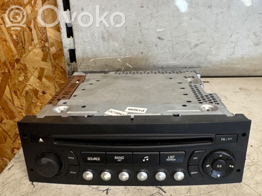 Peugeot 807 Unitate principală radio/CD/DVD/GPS 