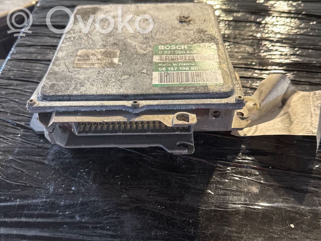 Engine control unit/module   0261200666,9619719680