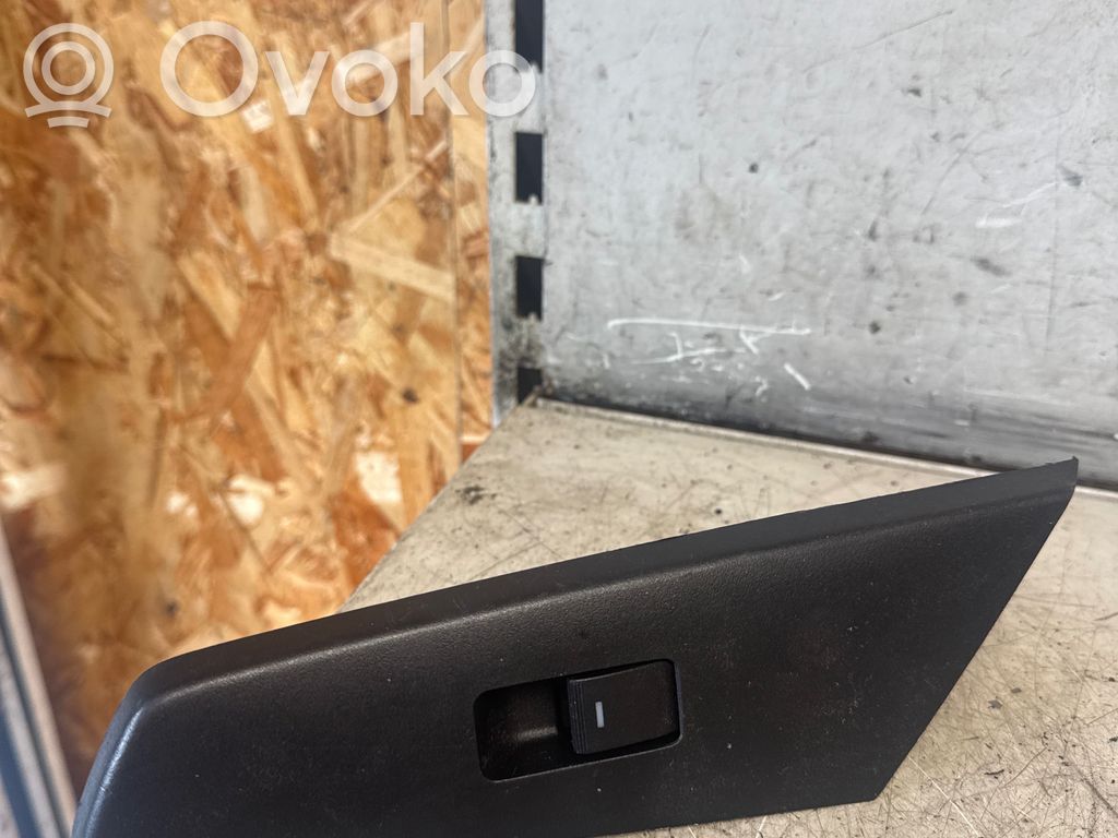 Mazda 3 II Electric window control switch 