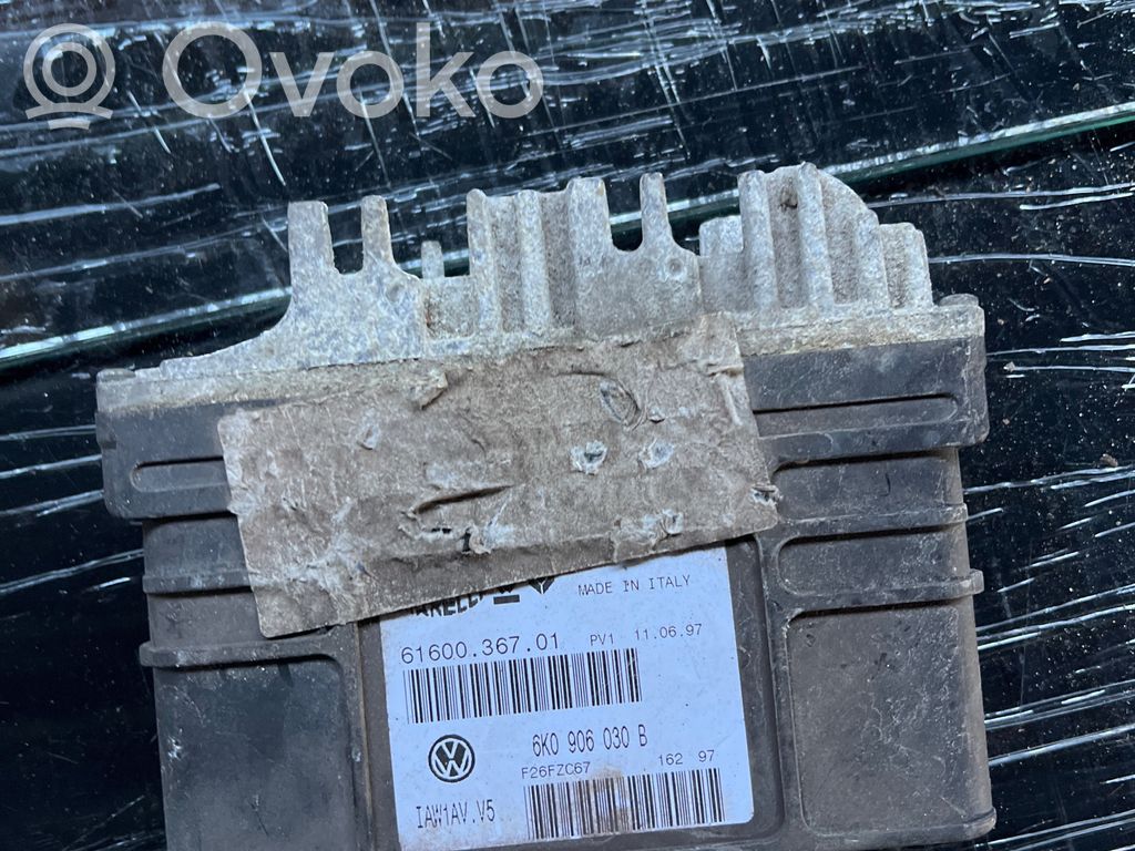 Volkswagen Caddy Engine control unit/module 