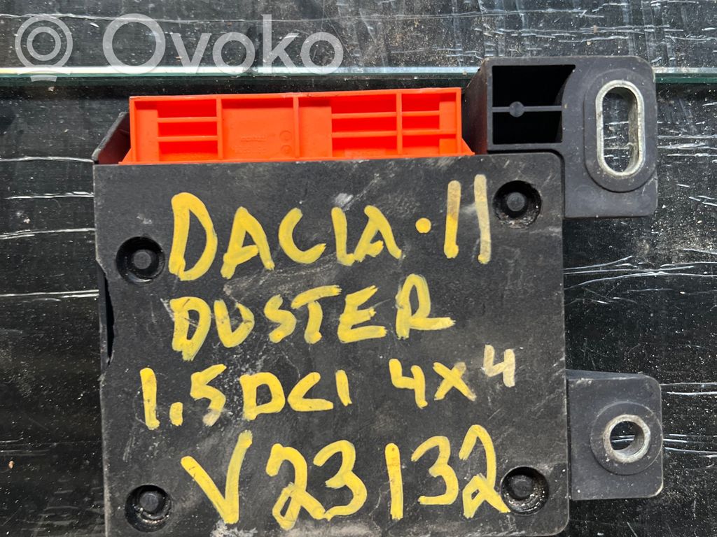 Renault Dacia Duster Airbag control unit/module 