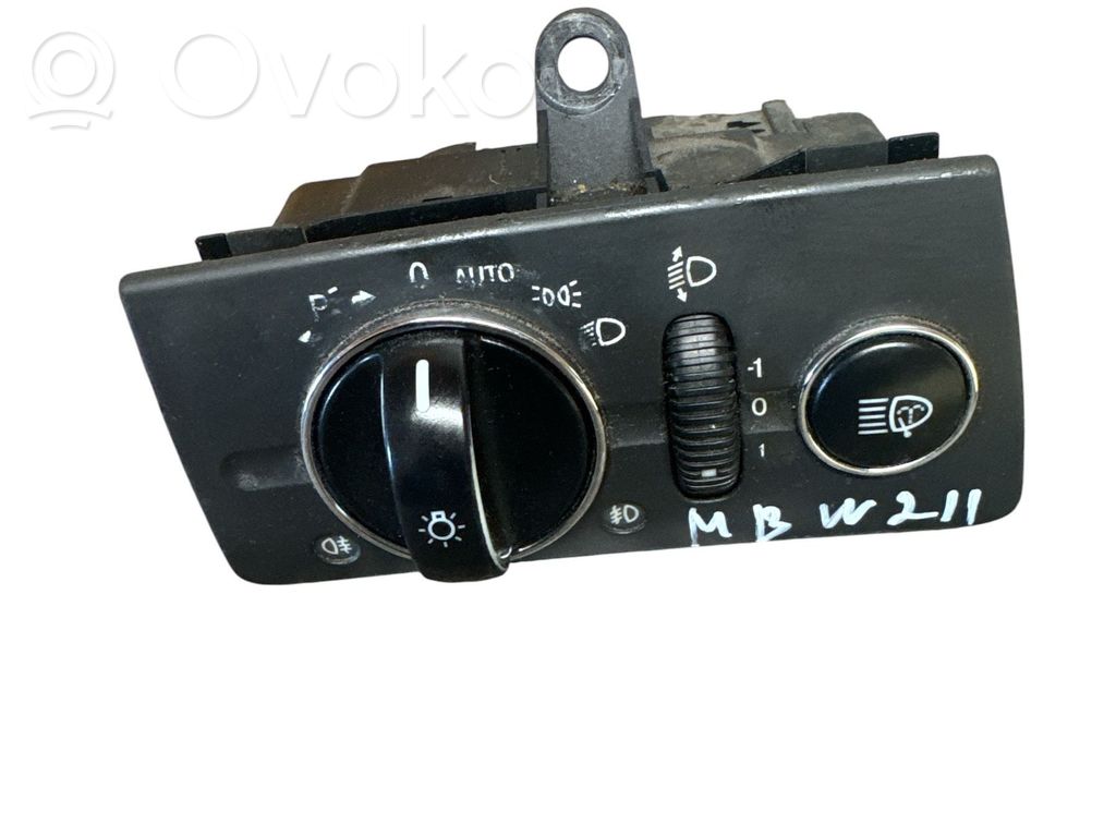 Interruptor de luz   2115451004,04056015