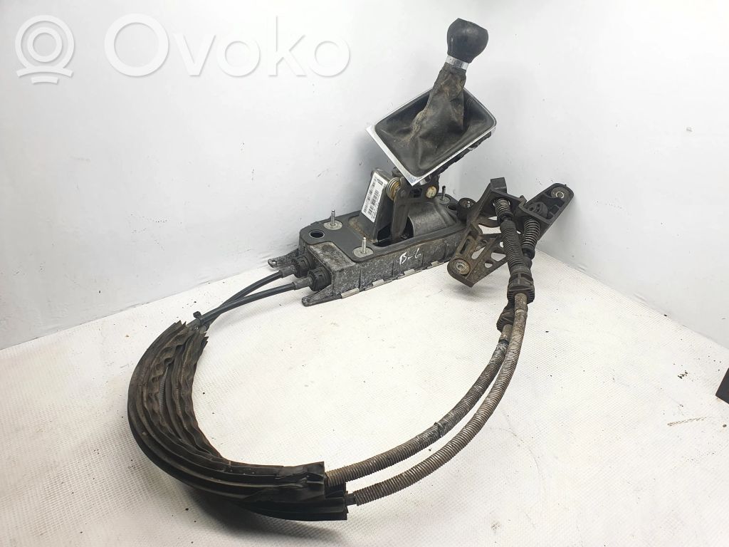 Volkswagen PASSAT B6 Selector de viteze/schimbător de viteze (interior) 