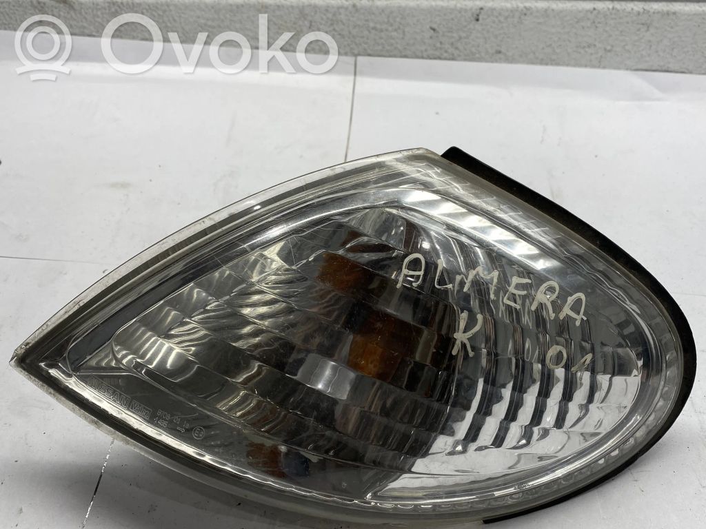 Nissan Almera N16 Front indicator light 