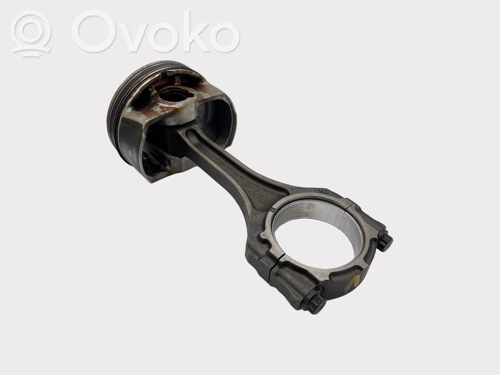 Jeep Cherokee Piston with connecting rod 