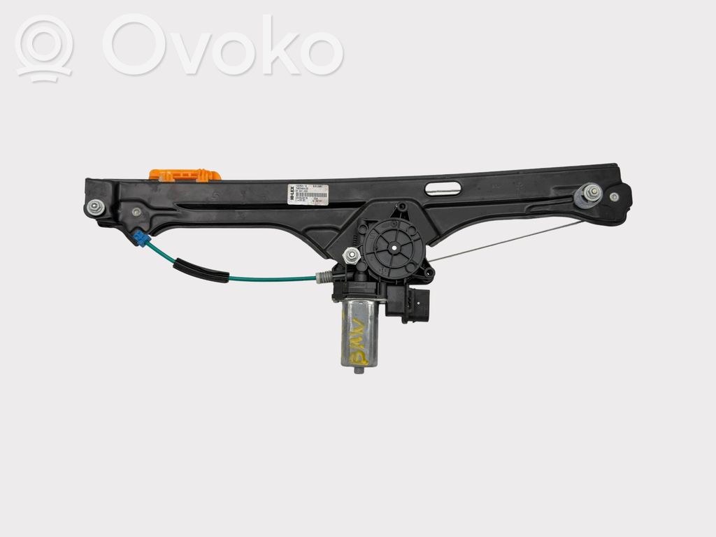 BMW 2 F46 Elektryczny podnośnik szyby drzwi przednich 